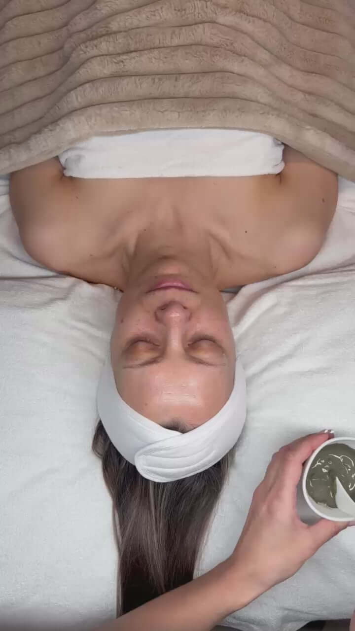 How to use natrl Hungarian Mud face mask